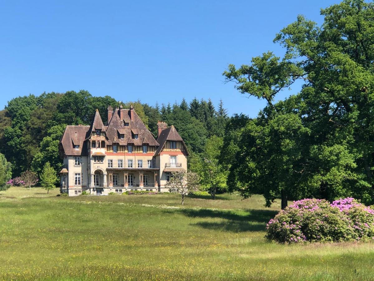 Chateau Du Gue Aux Biches Bed and Breakfast Bagnoles de l'Orne Normandie Exterior foto