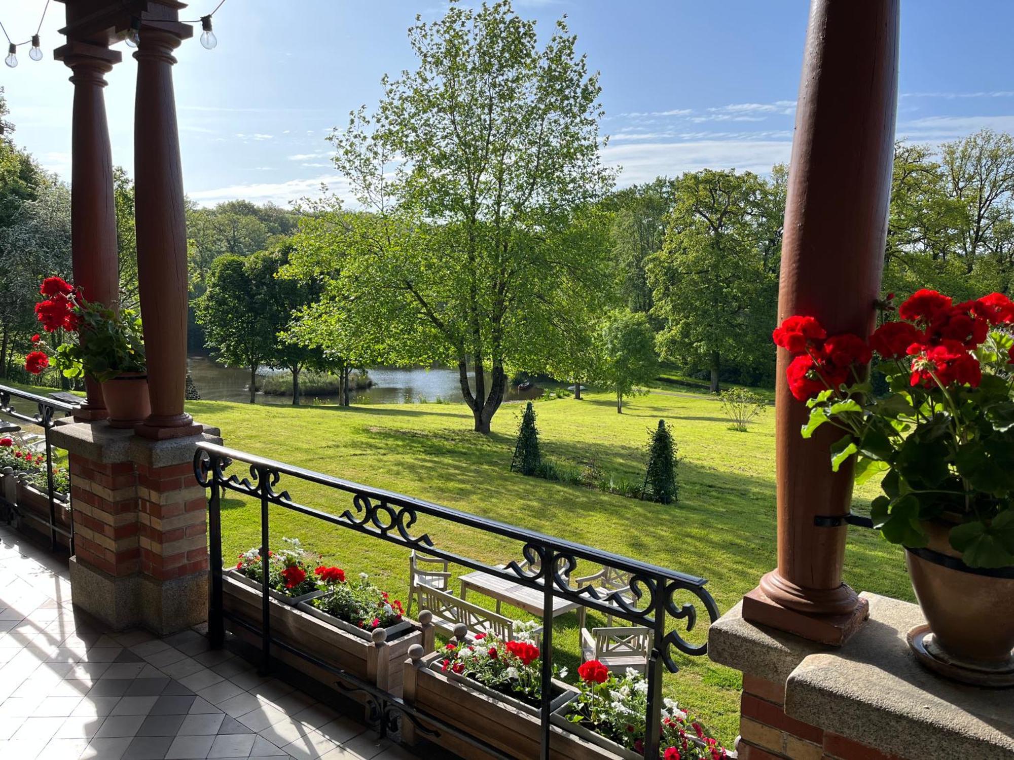 Chateau Du Gue Aux Biches Bed and Breakfast Bagnoles de l'Orne Normandie Exterior foto