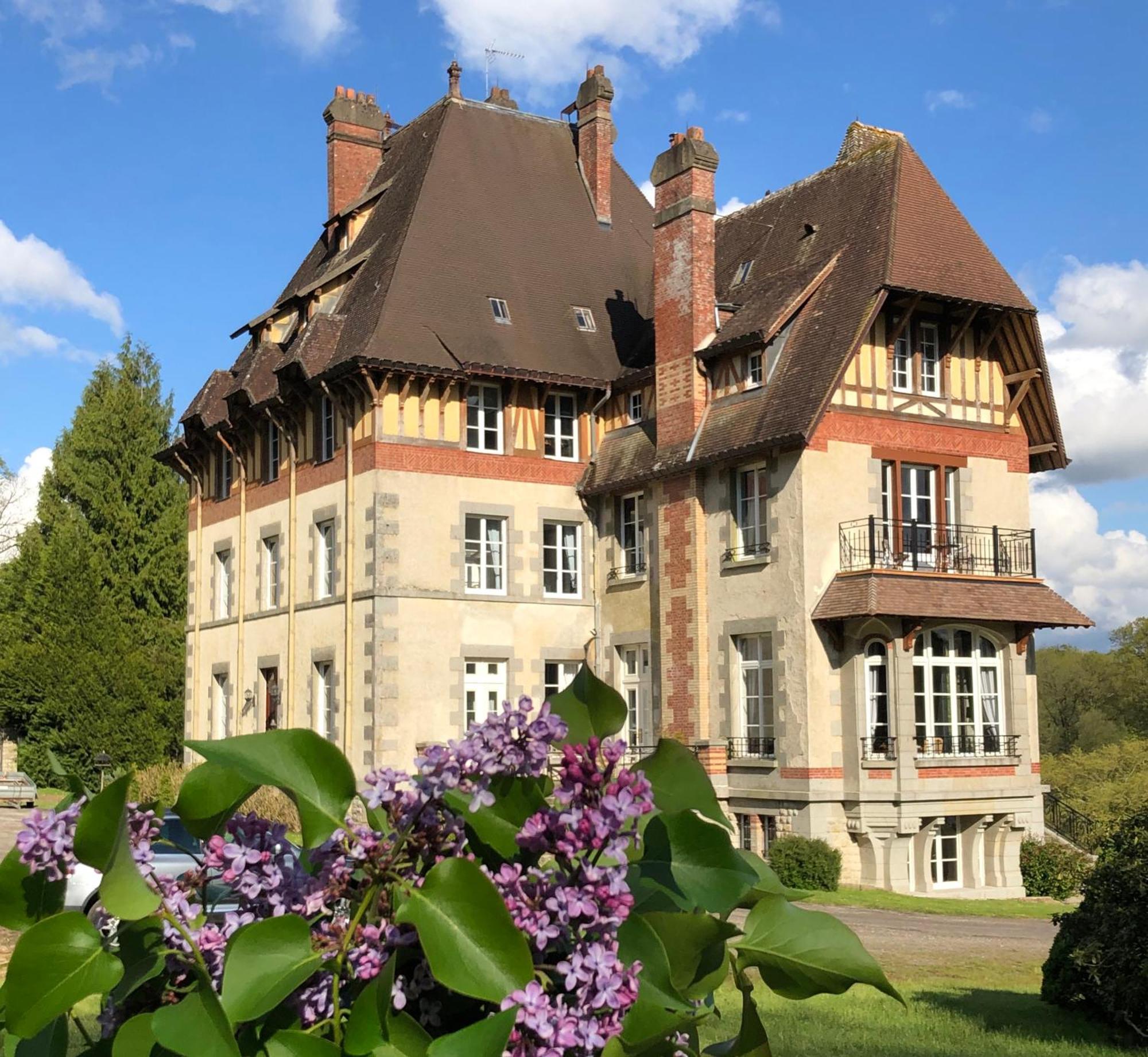 Chateau Du Gue Aux Biches Bed and Breakfast Bagnoles de l'Orne Normandie Exterior foto